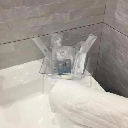 Luxury 아데제